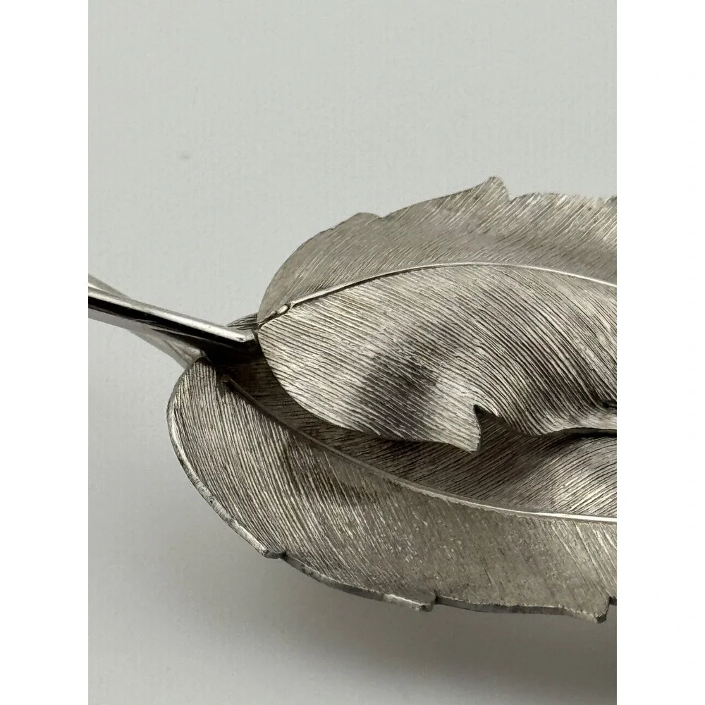 Vintage‎ Krementz Brooch Silver Tone Leaf Pin